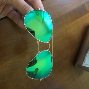 Rayban aviators green flash 58mm sunglasses